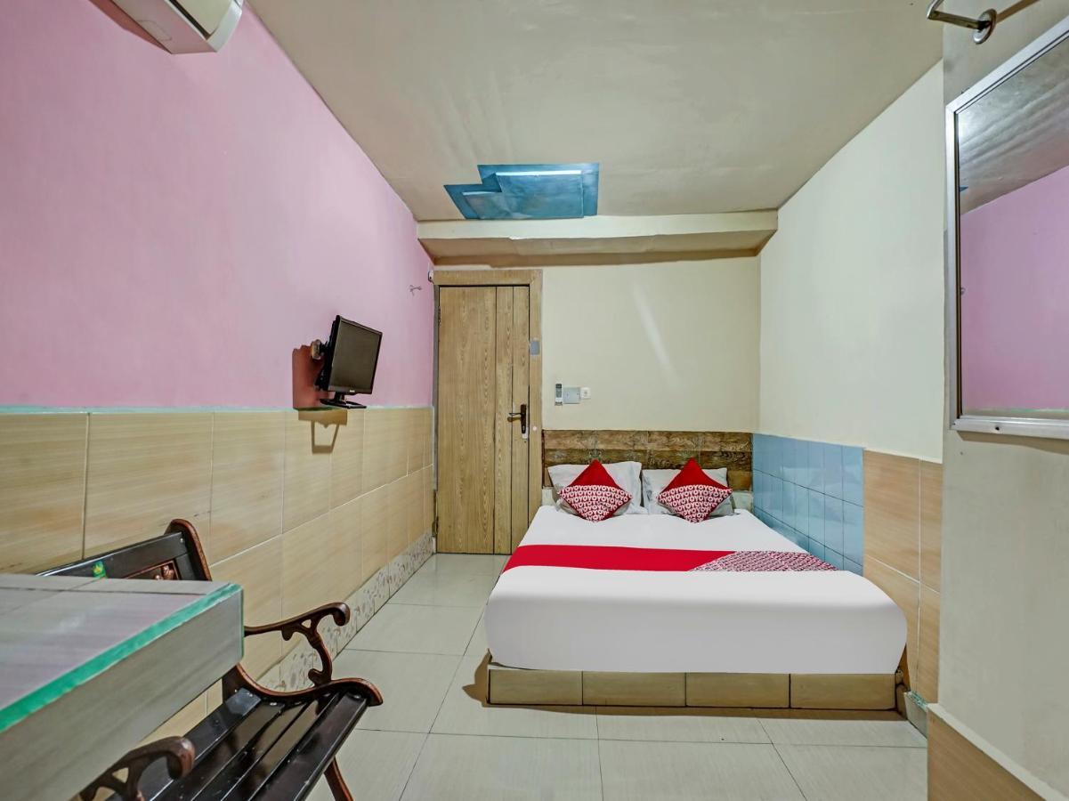 Oyo 90158 Hotel Lendosis Perintis Kemerdekaan Palembang Exterior photo